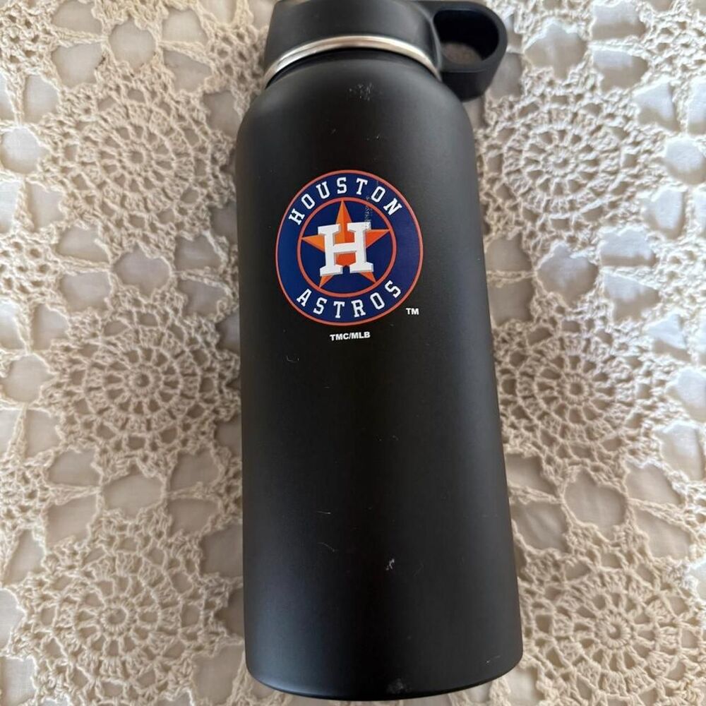 Mlb Black and Navy Dinnerware